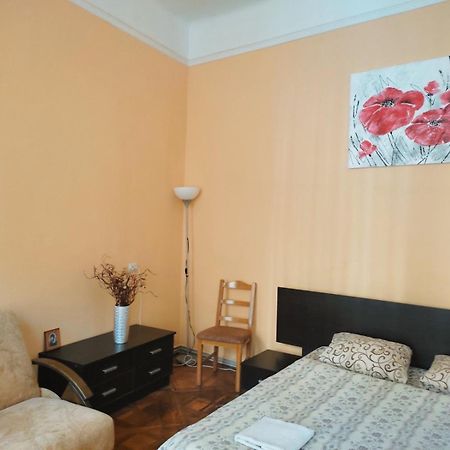 APARTMENT KOSTUSKRY str. Lviv Eksteriør billede