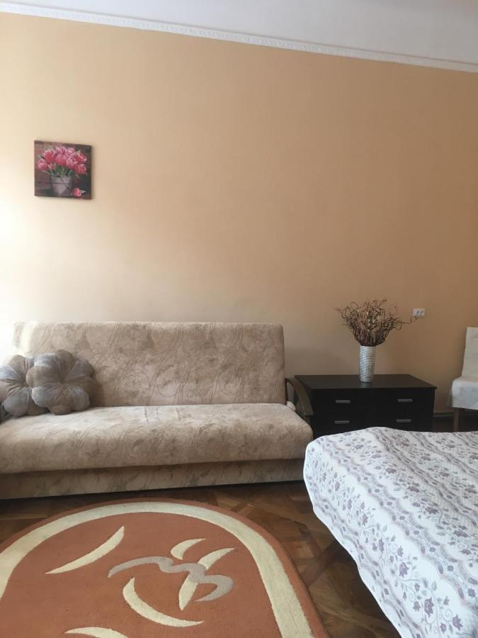 APARTMENT KOSTUSKRY str. Lviv Eksteriør billede